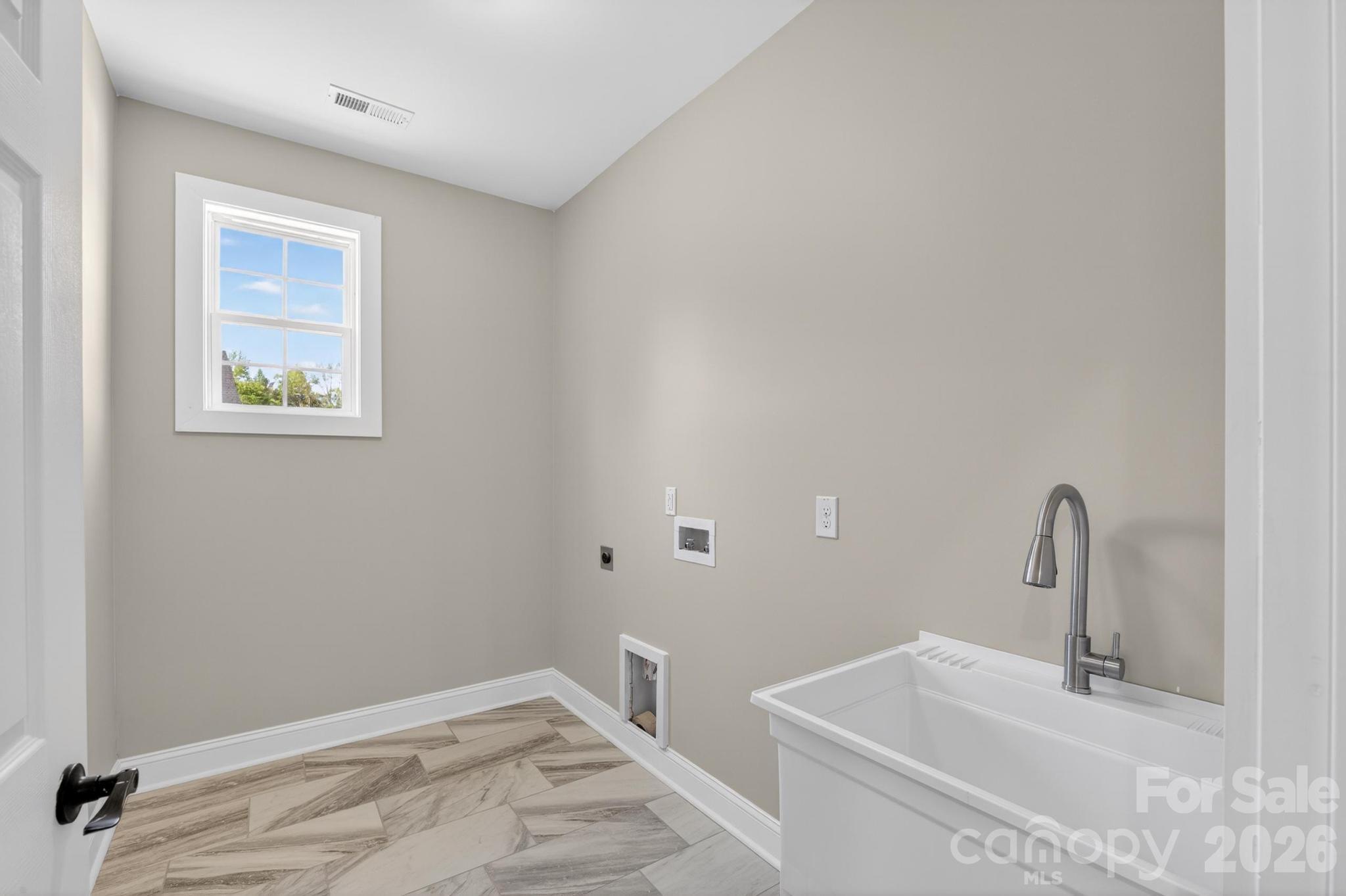409 Huntington Woods Street Lenoir NC 28645