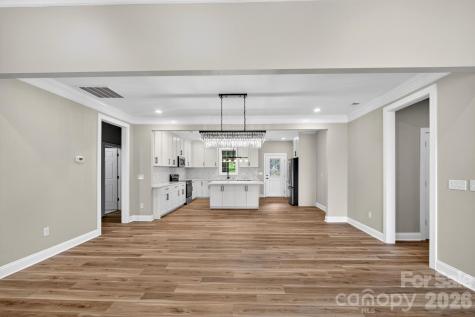 409 Huntington Woods Street Lenoir NC 28645