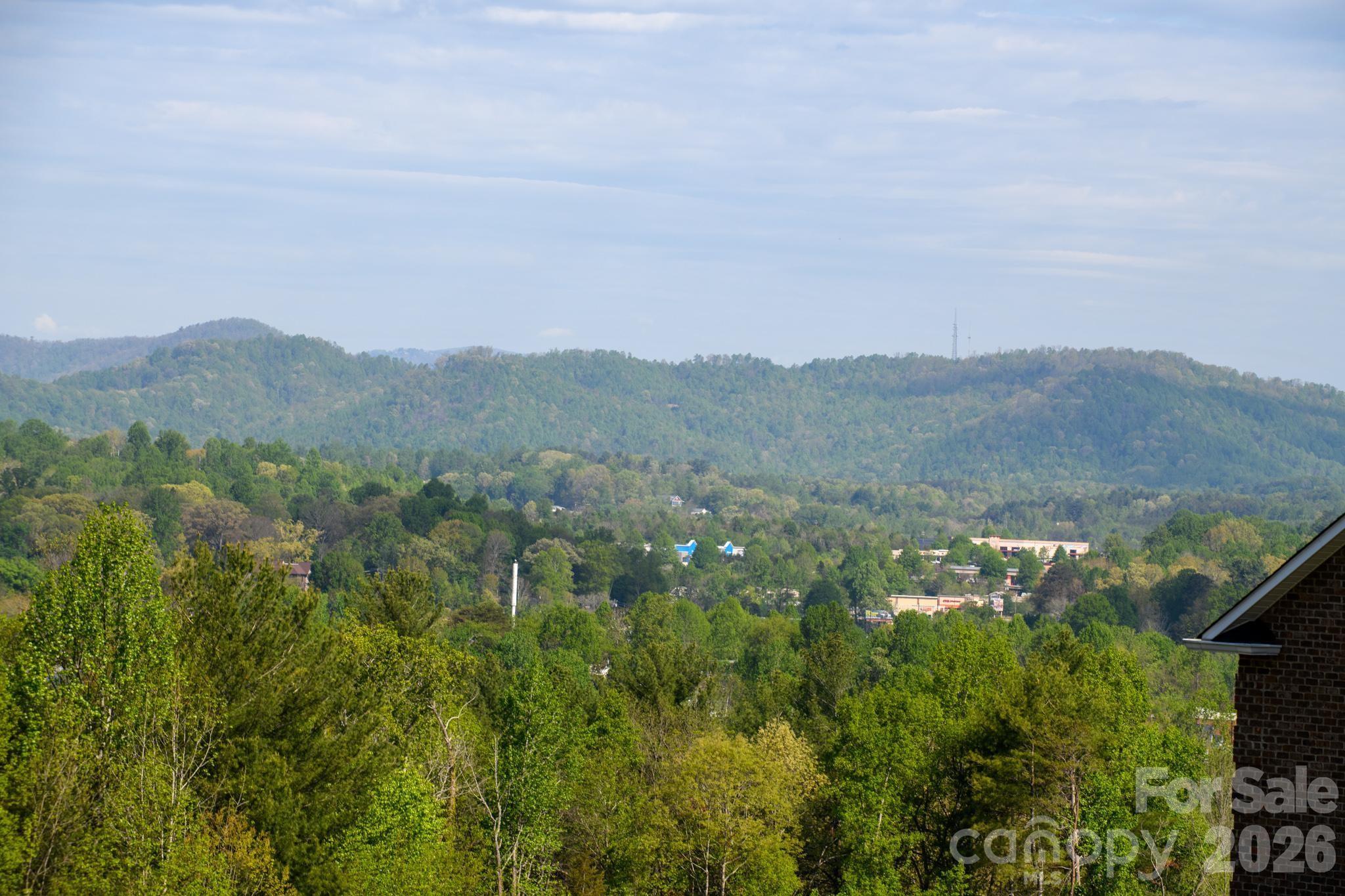 409 Huntington Woods Street Lenoir NC 28645