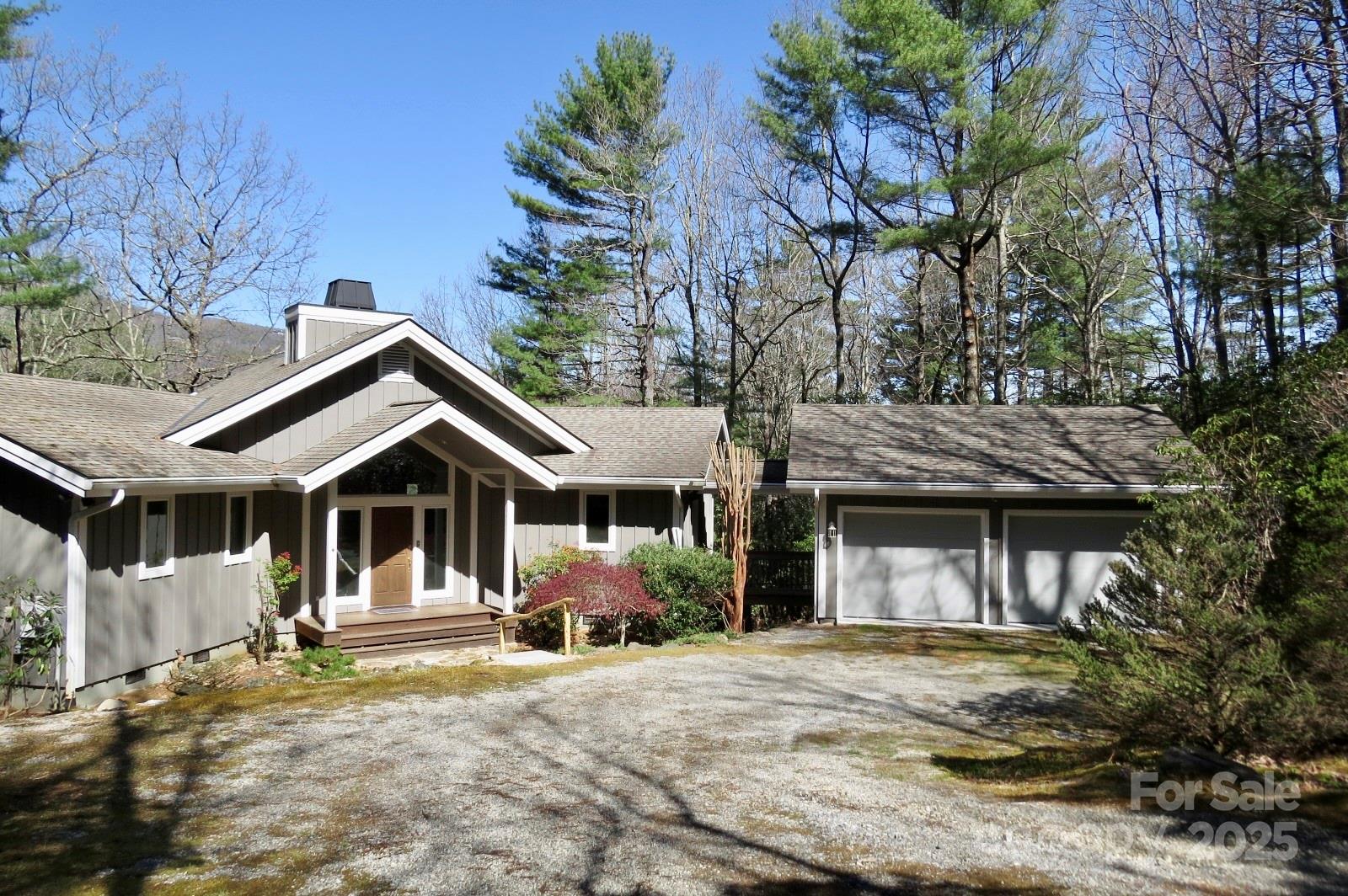 422 Lakeside Drive Lake Toxaway NC 28747
