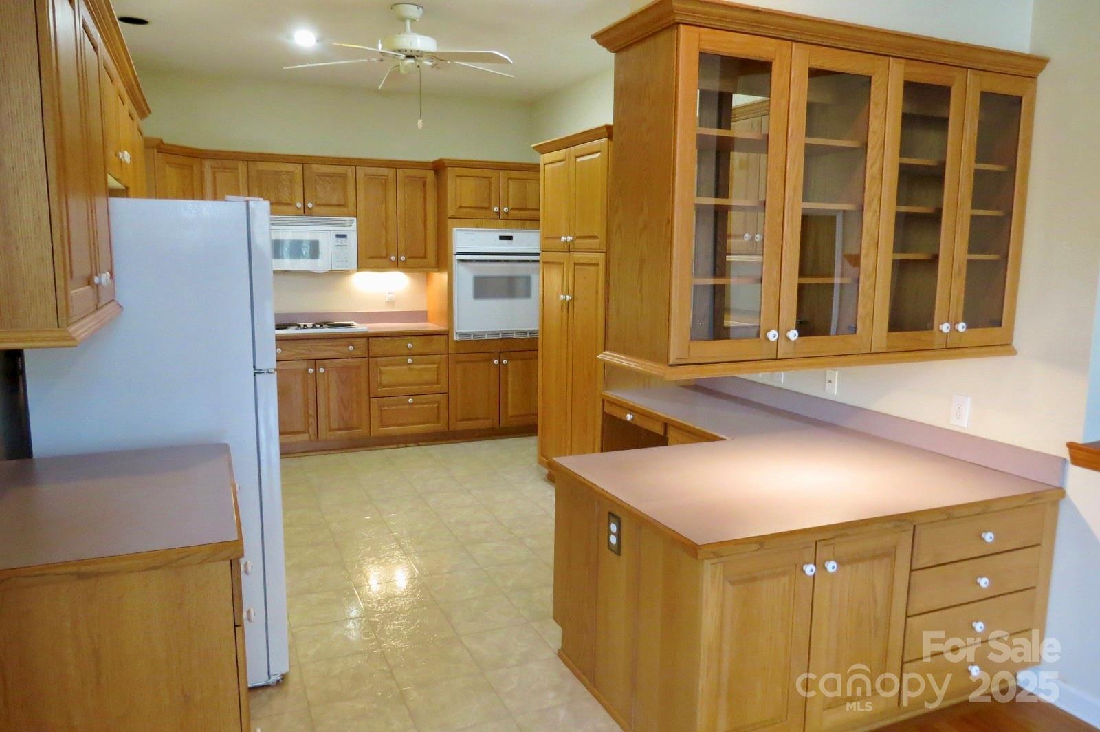 422 Lakeside Drive Lake Toxaway NC 28747