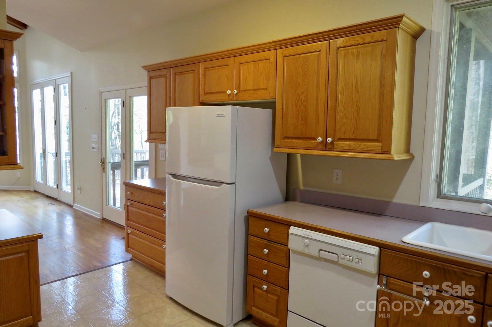 422 Lakeside Drive Lake Toxaway NC 28747