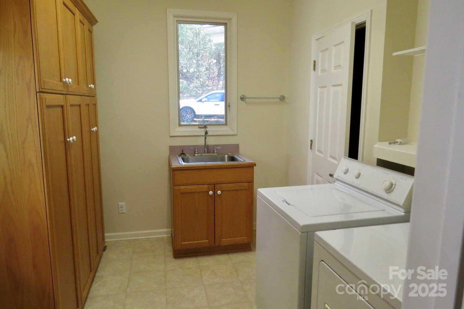 422 Lakeside Drive Lake Toxaway NC 28747