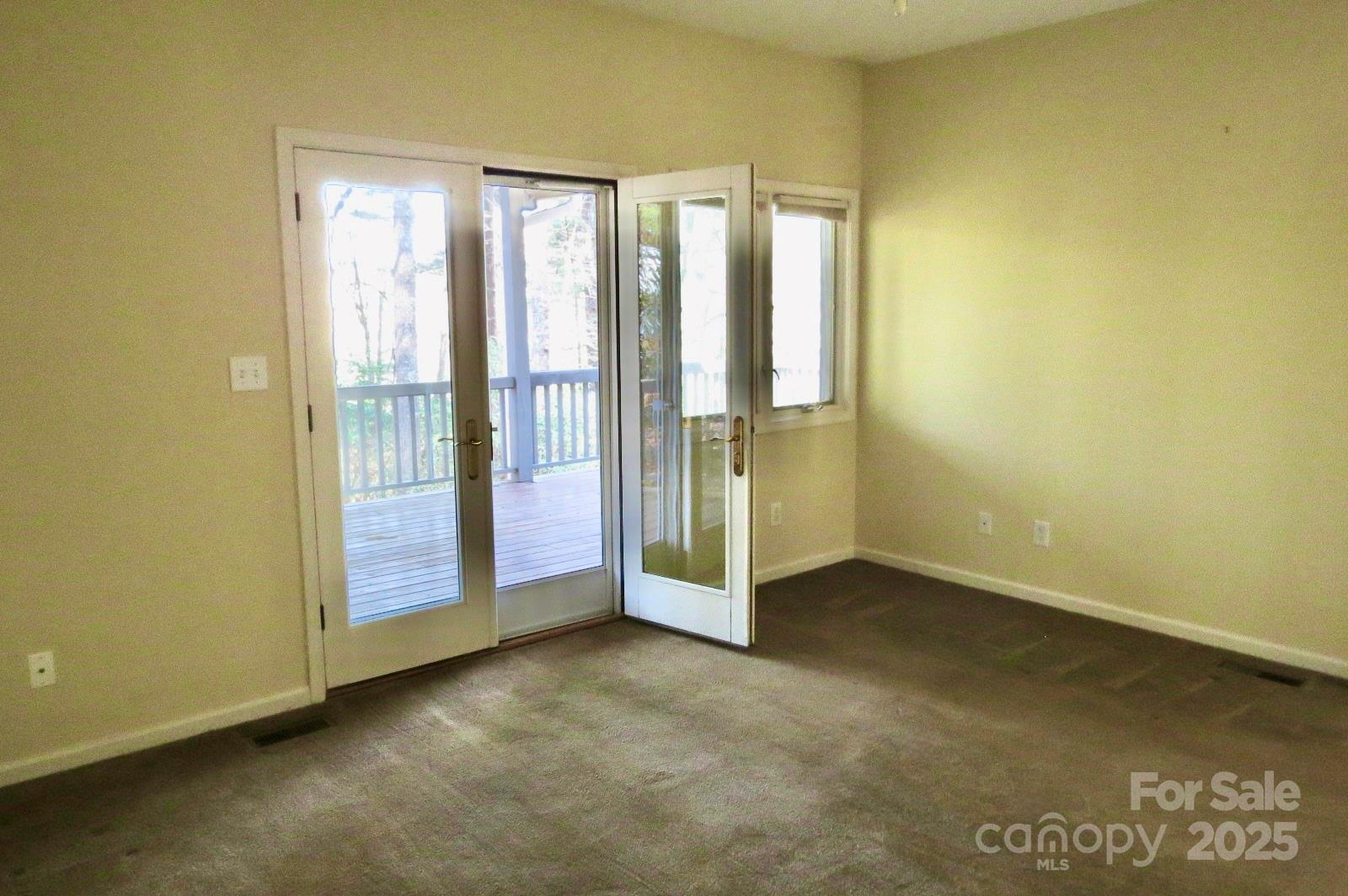 422 Lakeside Drive Lake Toxaway NC 28747