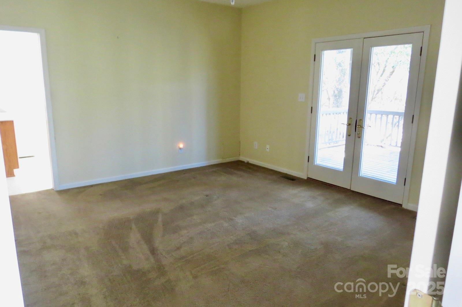 422 Lakeside Drive Lake Toxaway NC 28747