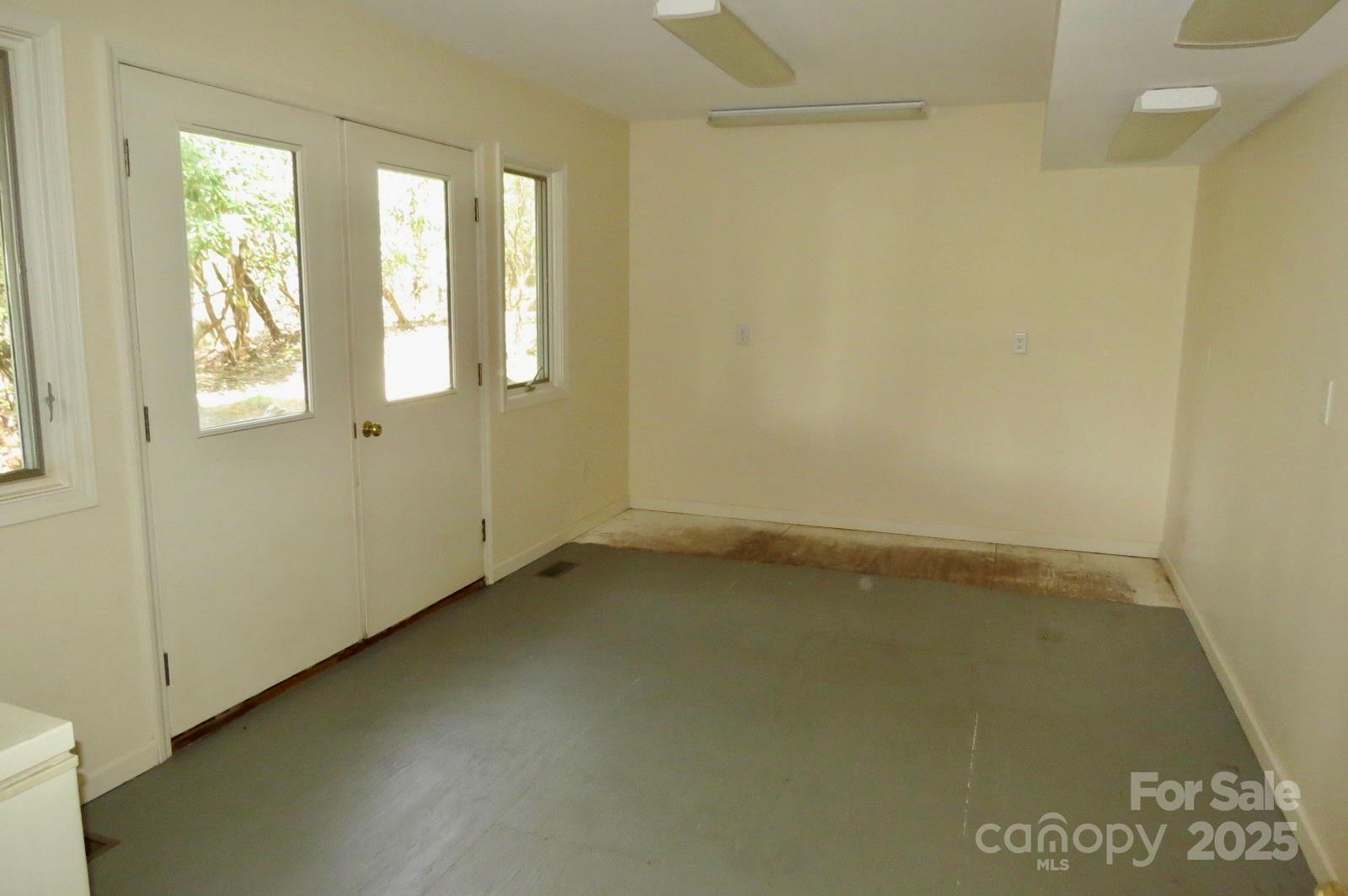 422 Lakeside Drive Lake Toxaway NC 28747