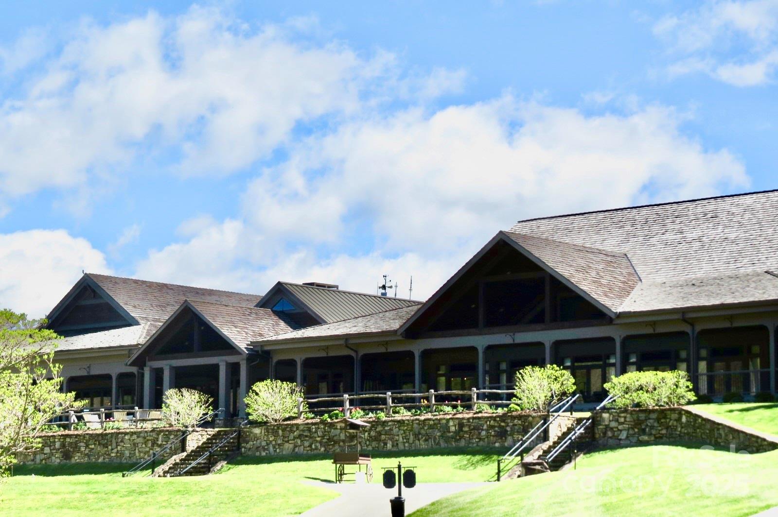 422 Lakeside Drive Lake Toxaway NC 28747