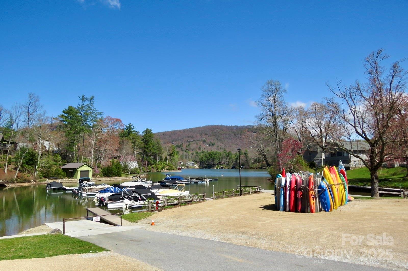 422 Lakeside Drive Lake Toxaway NC 28747