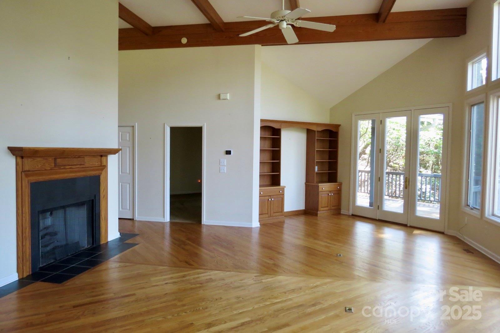 422 Lakeside Drive Lake Toxaway NC 28747