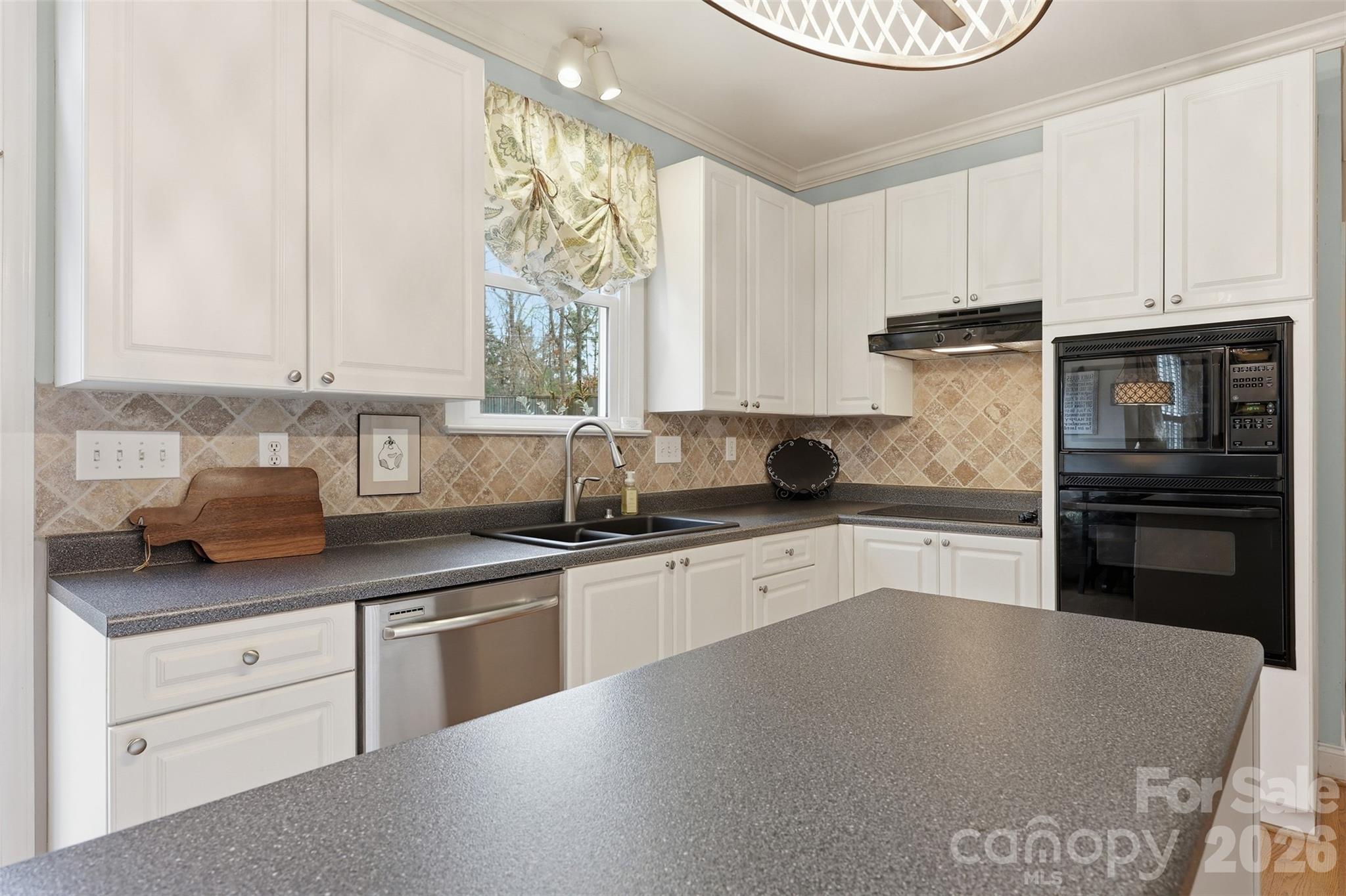 2117 Keegan Court Matthews NC 28104