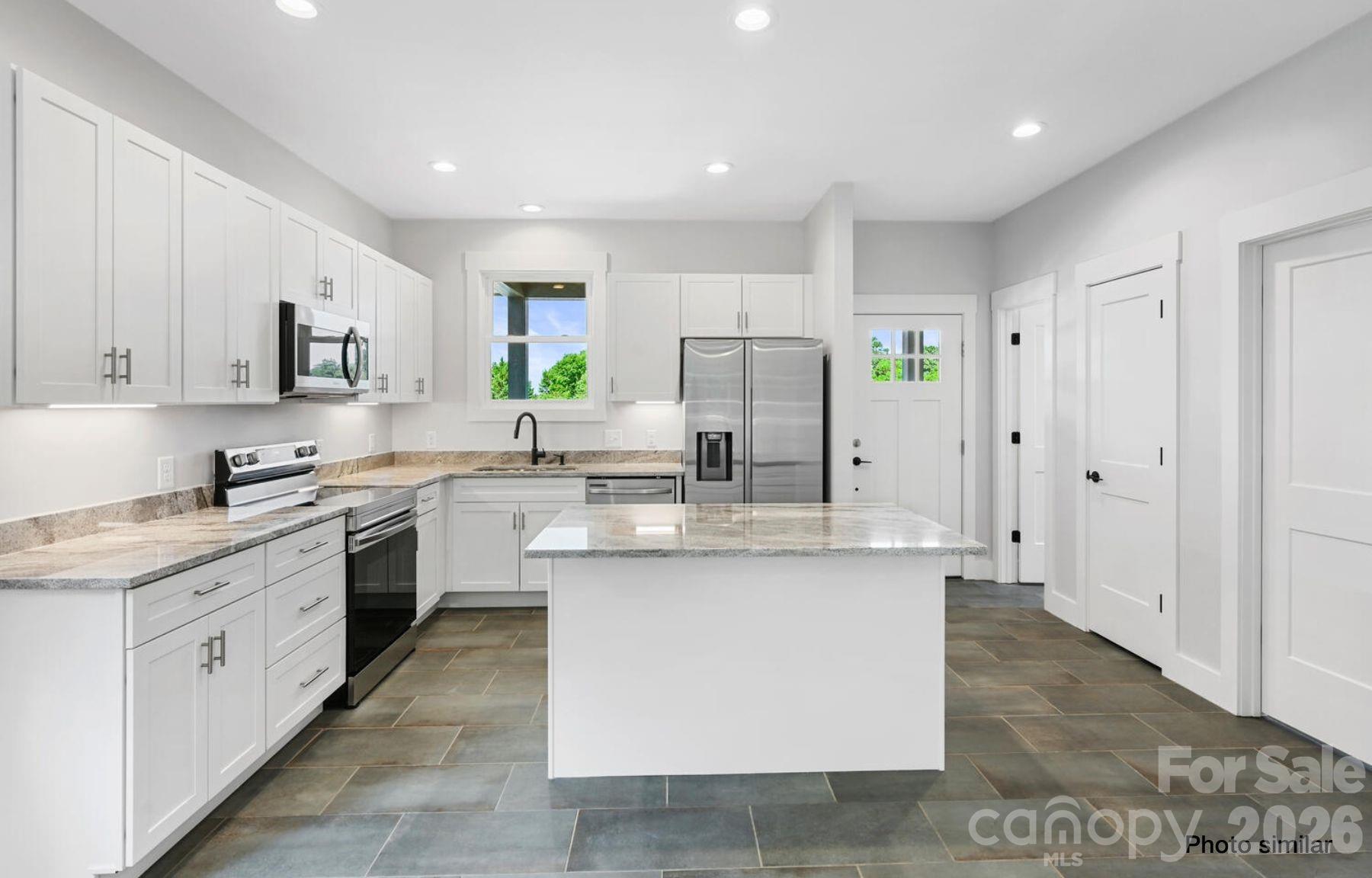 33 Loblolly Lane Asheville NC 28803