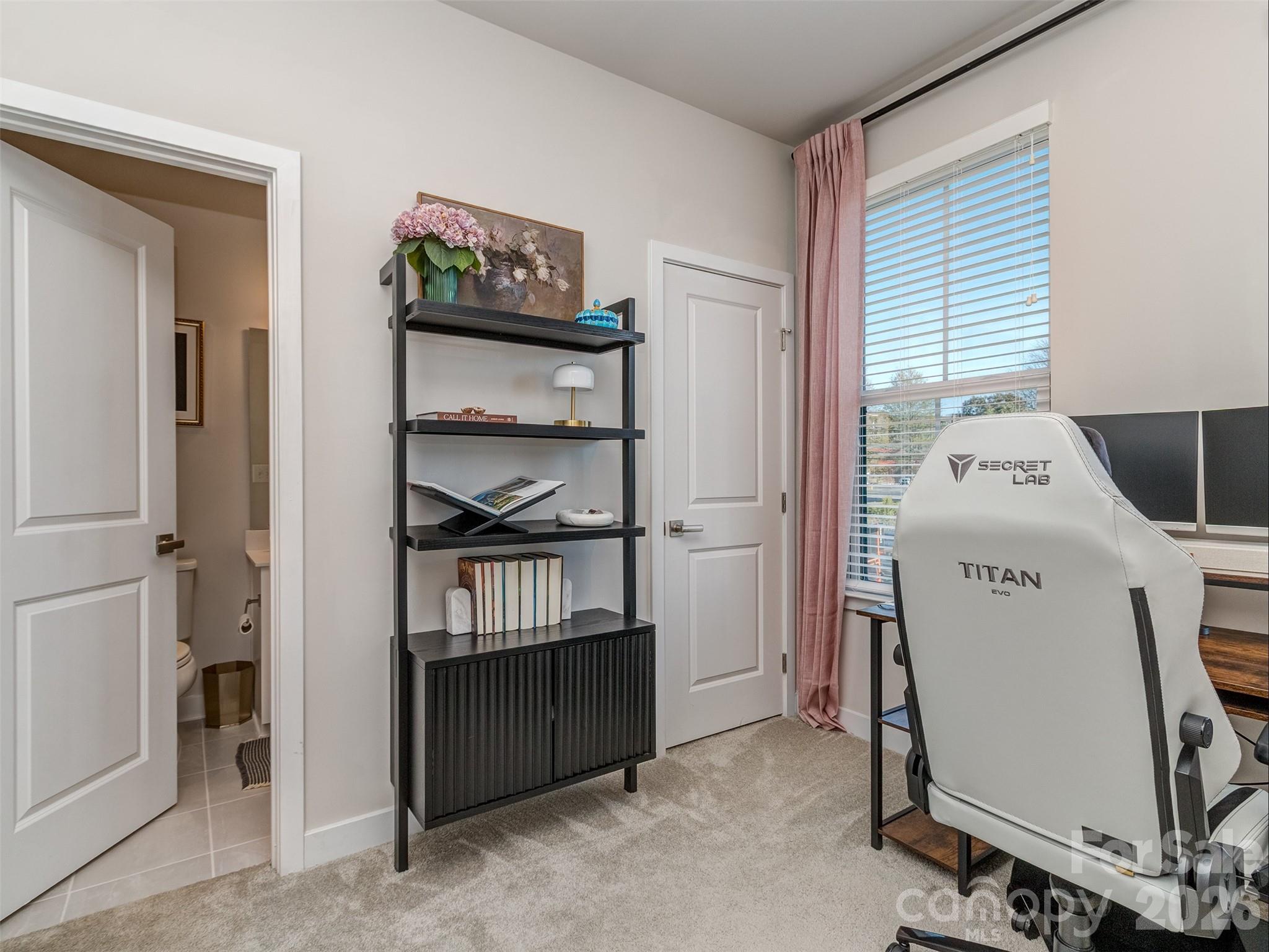 1033 Simcoe Lane Charlotte NC 28217