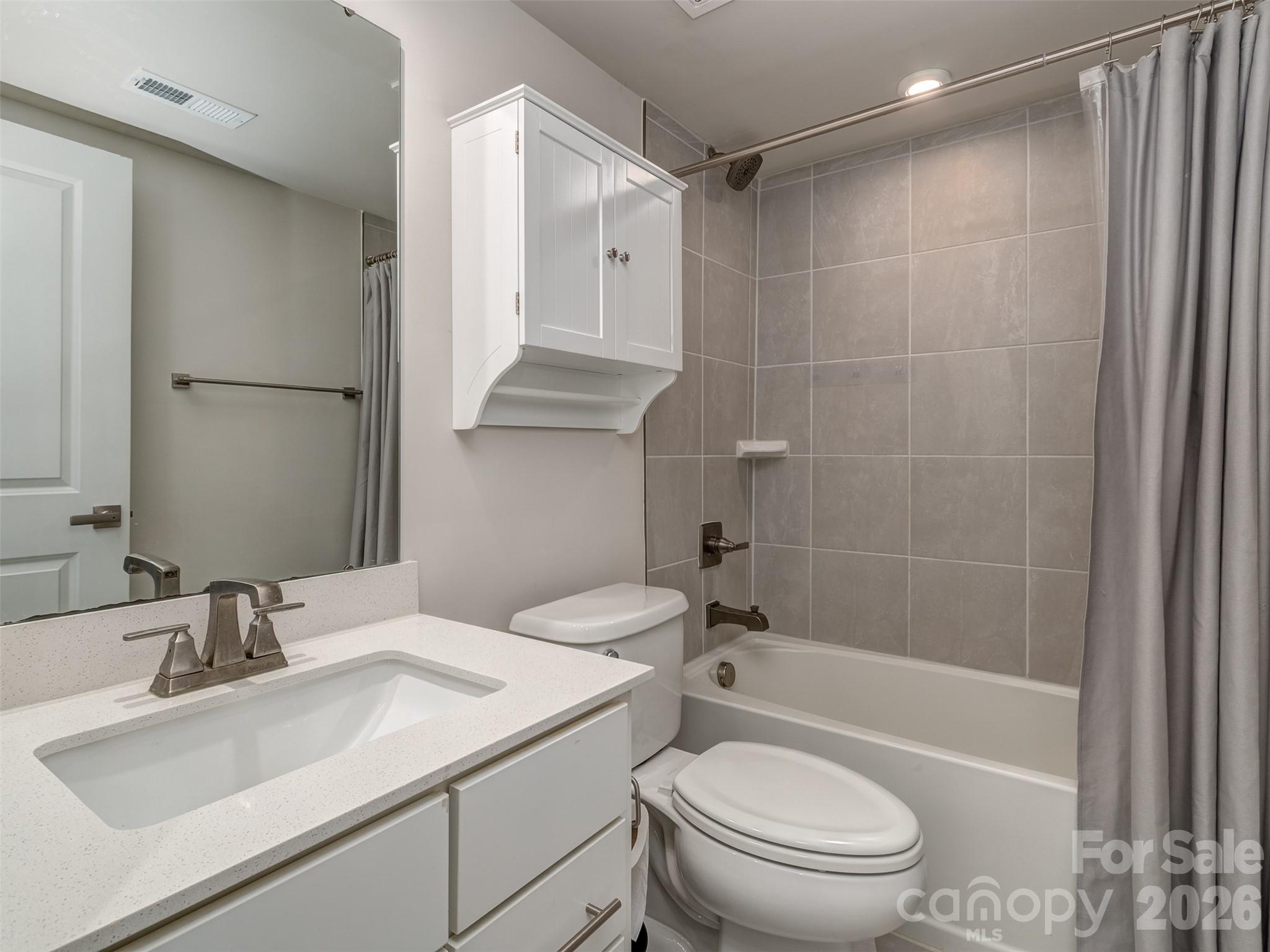 1033 Simcoe Lane Charlotte NC 28217
