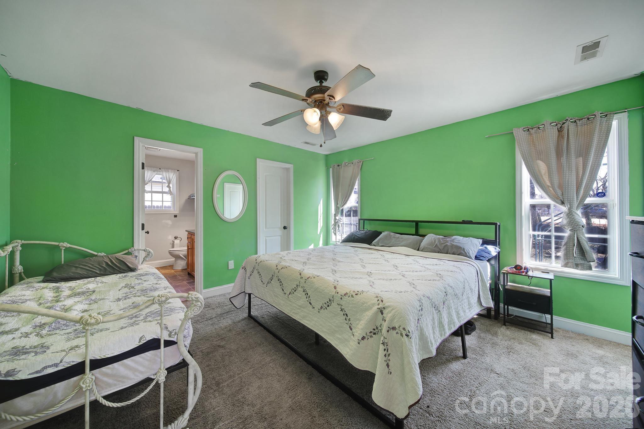 41 Saint Mary Avenue NW Concord NC 28025