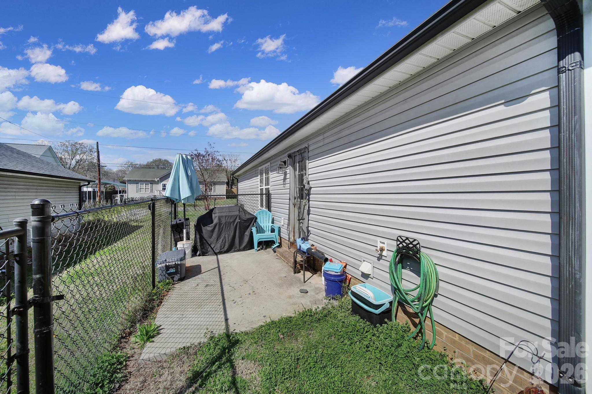 41 Saint Mary Avenue NW Concord NC 28025