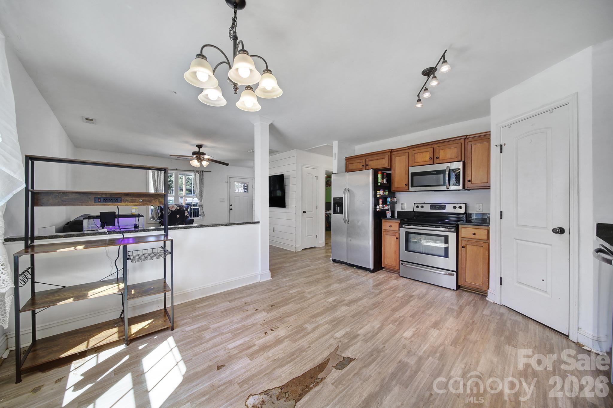 41 Saint Mary Avenue NW Concord NC 28025