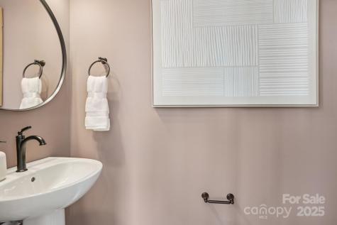 3225 Drift Street Charlotte NC 28278