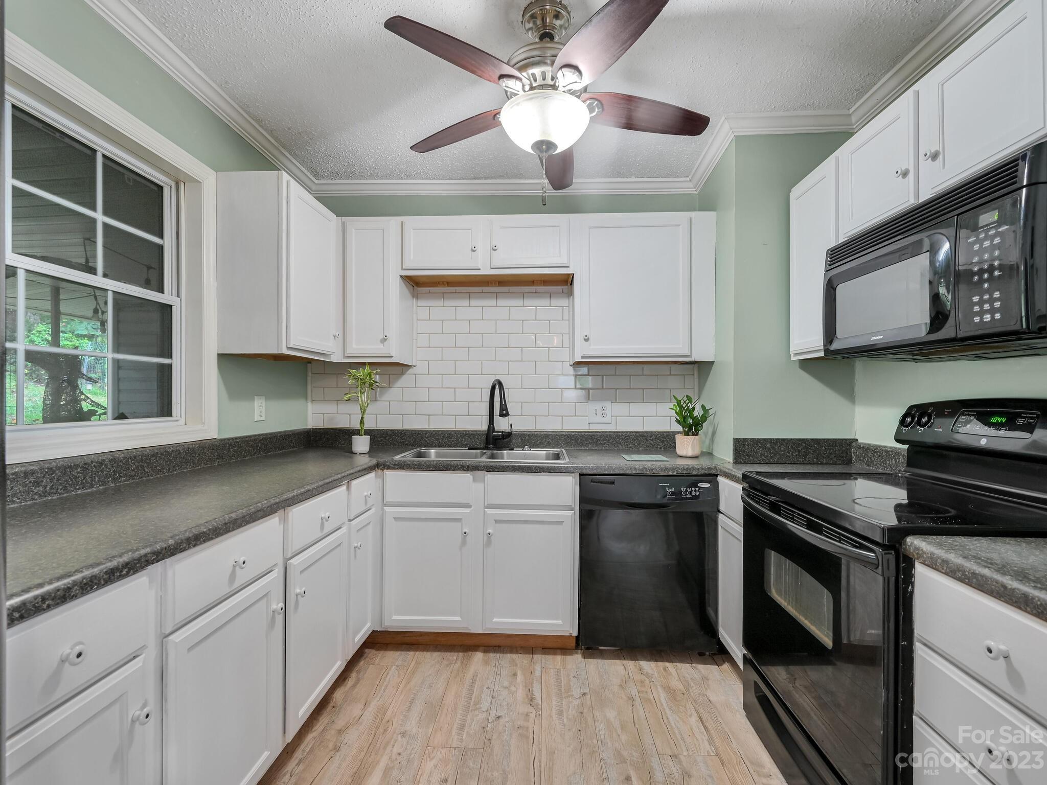 40 Conner Road Candler NC 28715