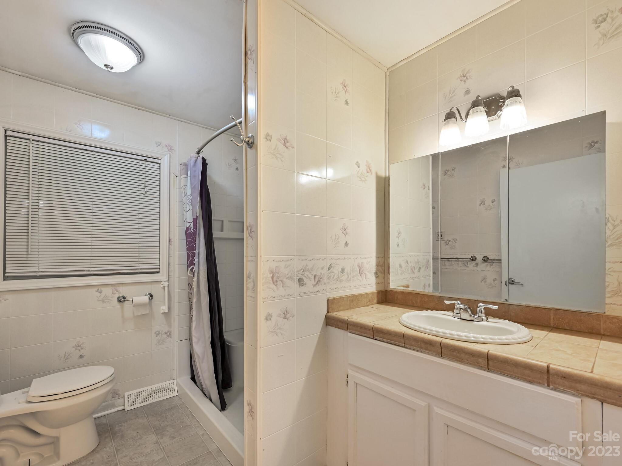 40 Conner Road Candler NC 28715