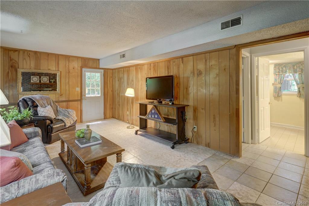 7401 Kilcullen Drive Charlotte NC 28270