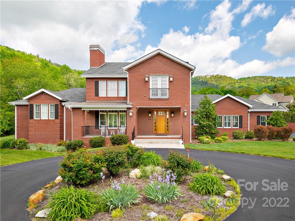 926 New Haw Creek Road Asheville NC 28805