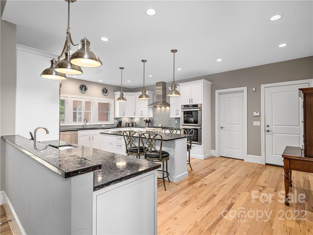 926 New Haw Creek Road Asheville NC 28805
