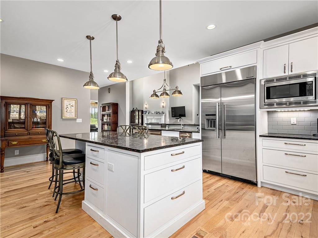 926 New Haw Creek Road Asheville NC 28805