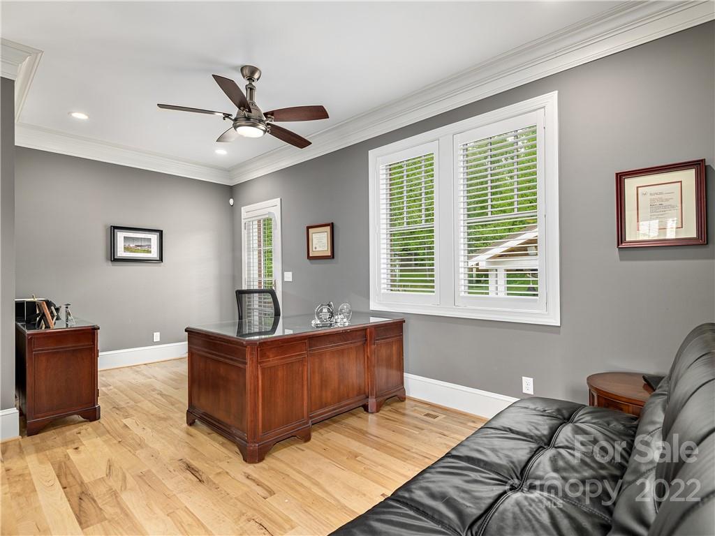 926 New Haw Creek Road Asheville NC 28805