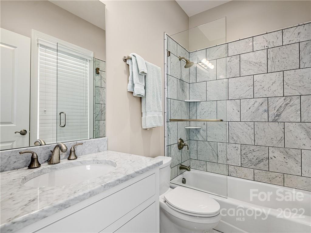 926 New Haw Creek Road Asheville NC 28805