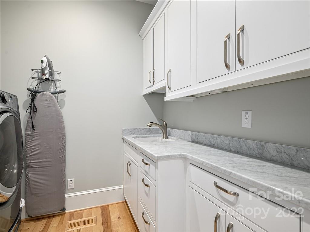 926 New Haw Creek Road Asheville NC 28805