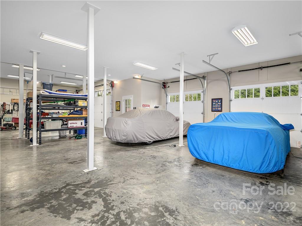 926 New Haw Creek Road Asheville NC 28805