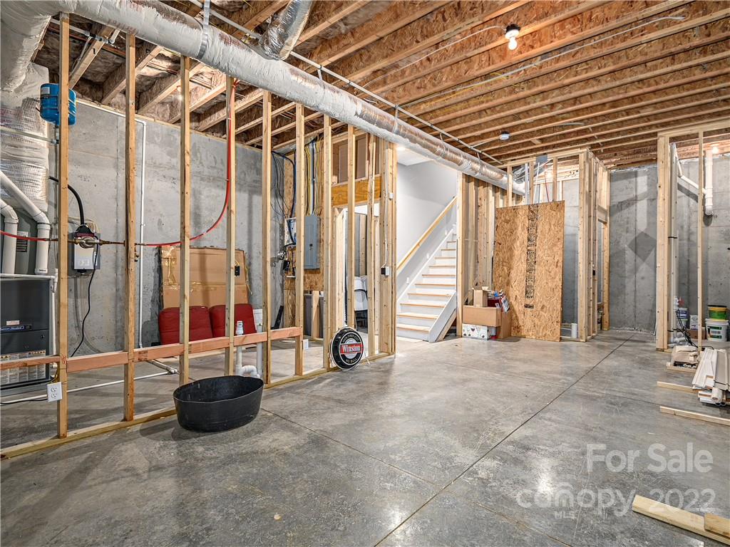 926 New Haw Creek Road Asheville NC 28805