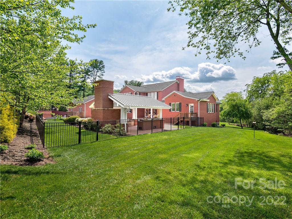 926 New Haw Creek Road Asheville NC 28805