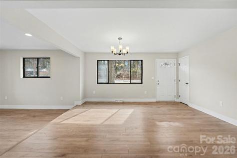 728 Pleasant Avenue Kannapolis NC 28081
