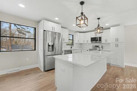 728 Pleasant Avenue Kannapolis NC 28081