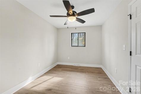 728 Pleasant Avenue Kannapolis NC 28081