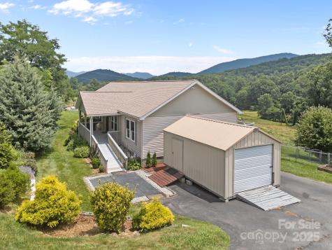 382 Onteora Boulevard Asheville NC 28803