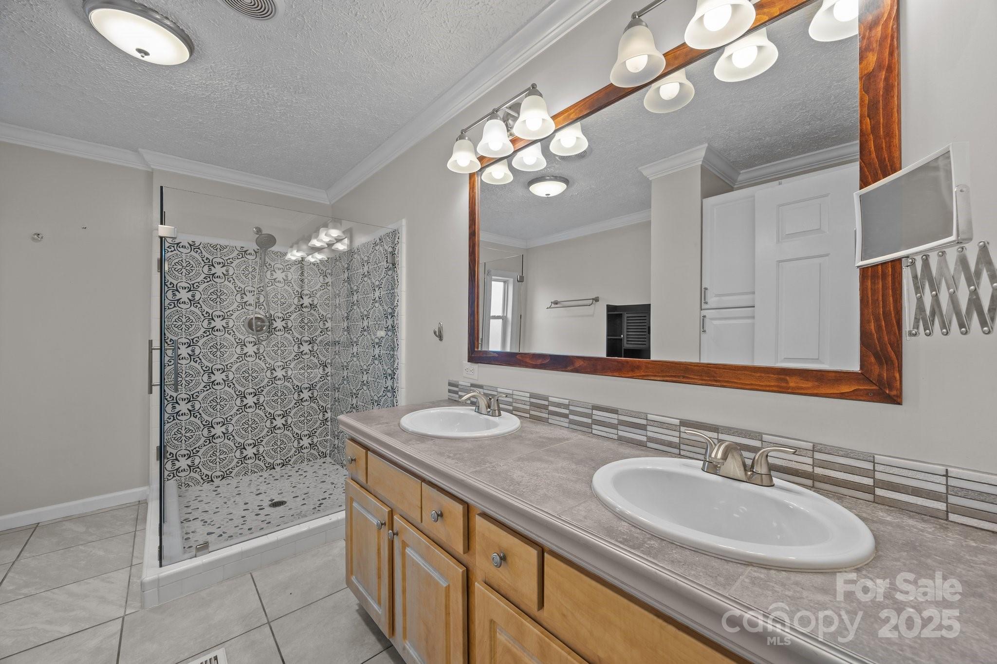 382 Onteora Boulevard Asheville NC 28803