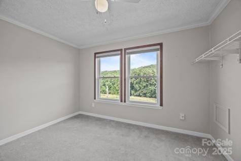 382 Onteora Boulevard Asheville NC 28803