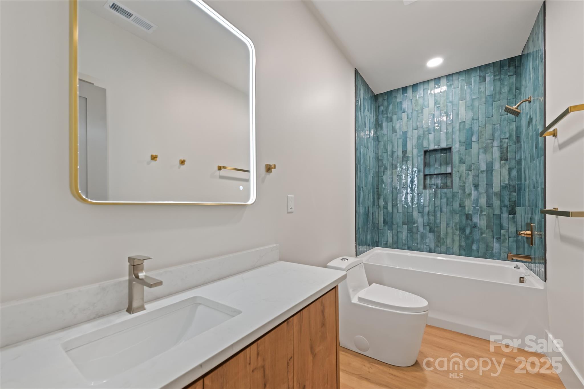 156 Burma Road Waynesville NC 28786