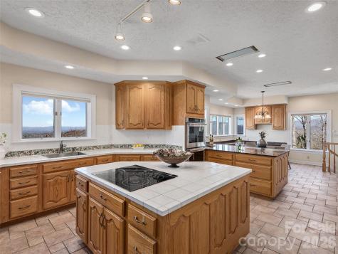 33 Elk Ridge Drive Asheville NC 28804