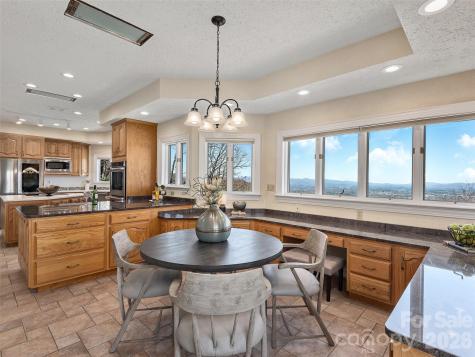 33 Elk Ridge Drive Asheville NC 28804