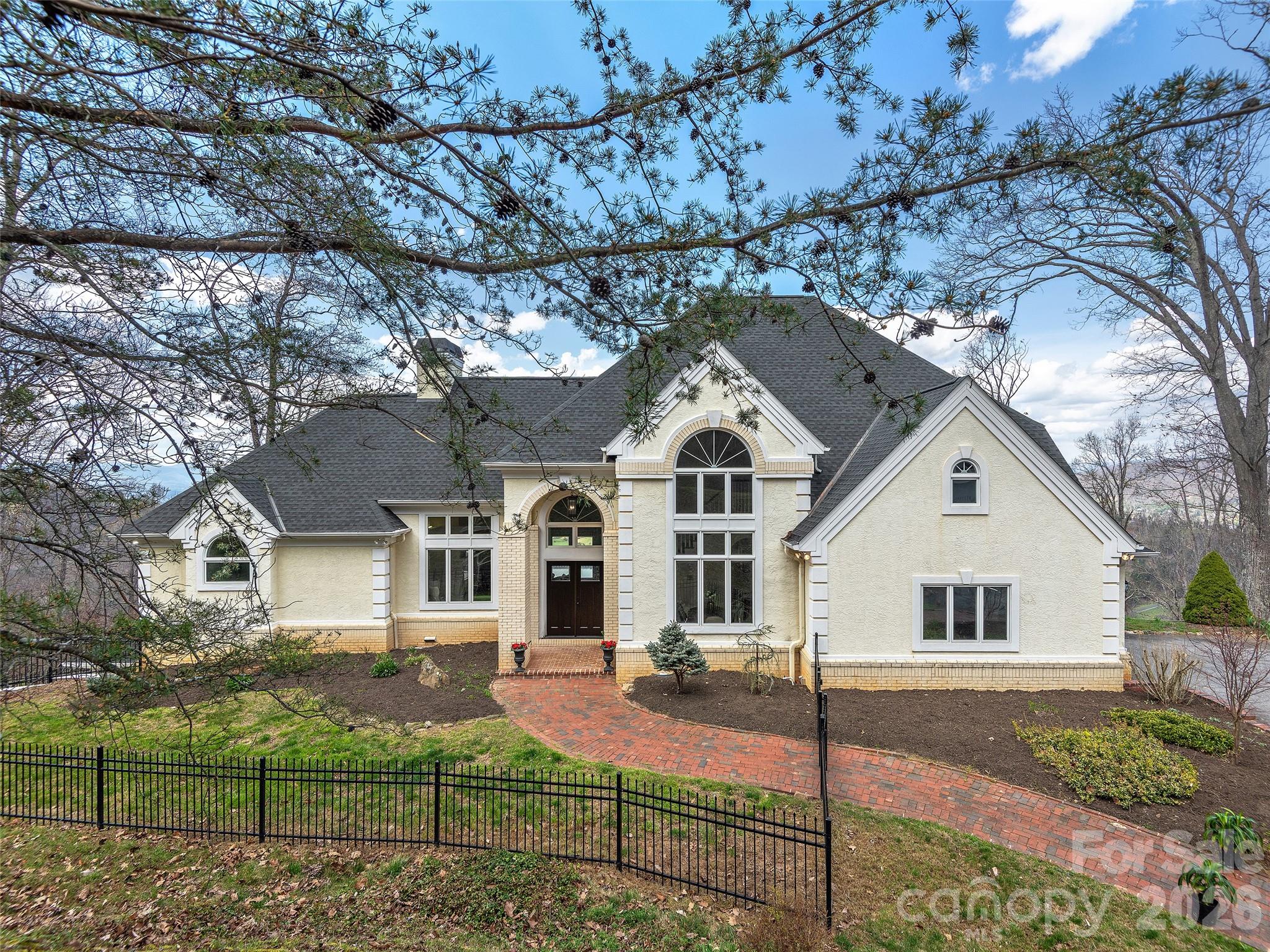 33 Elk Ridge Drive Asheville NC 28804