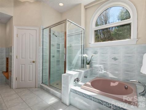 33 Elk Ridge Drive Asheville NC 28804