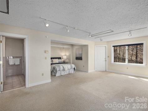 33 Elk Ridge Drive Asheville NC 28804