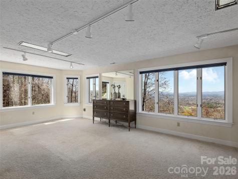 33 Elk Ridge Drive Asheville NC 28804