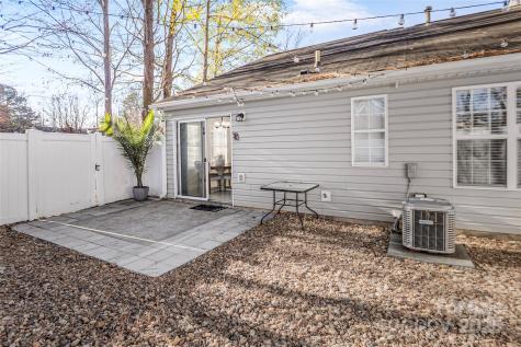 4169 Birch Leaf Court Charlotte NC 28215