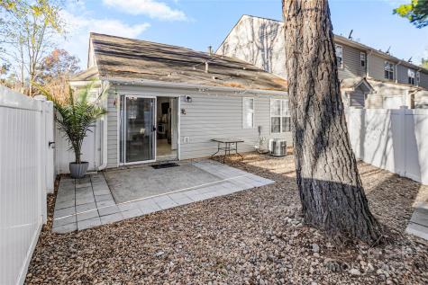 4169 Birch Leaf Court Charlotte NC 28215