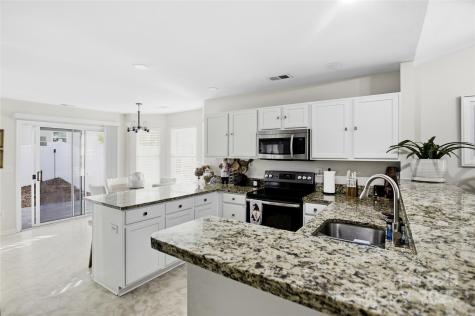 4169 Birch Leaf Court Charlotte NC 28215