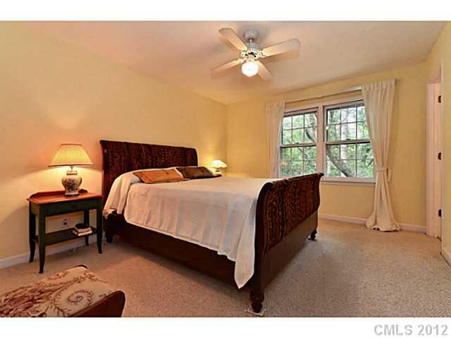 2001 Broadleaf Place Charlotte NC 28226